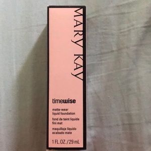 Mary Kay Makeup - Mary Kay ivory 3 foundation Mary Kay Makeup - Mary Kay ivory 3 foundation